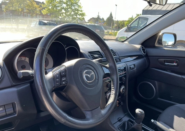 Mazda 3 cena 14300 przebieg: 230000, rok produkcji 2009 z Milanówek małe 596